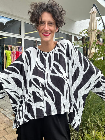 AKH _ Oversize Shirt